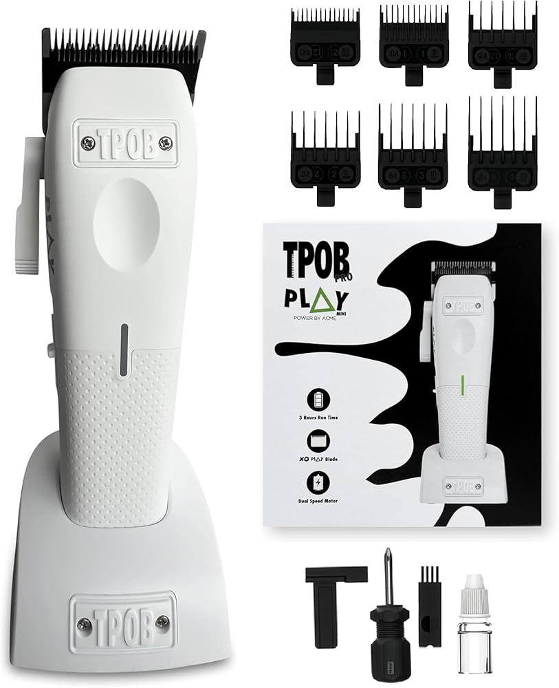 PLAY Clipper (Whiteout Edition)